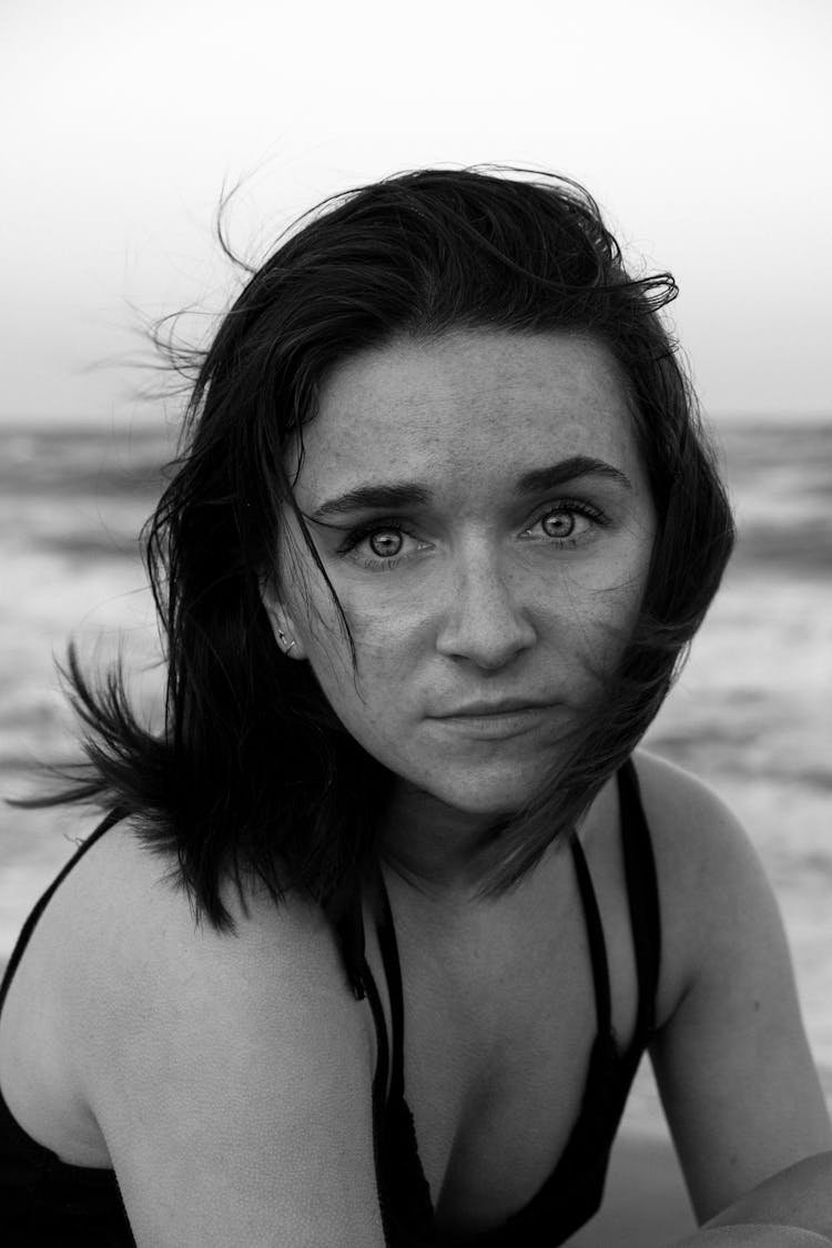 Black And White Portrait Of A Woman On The Background Of The Sea 