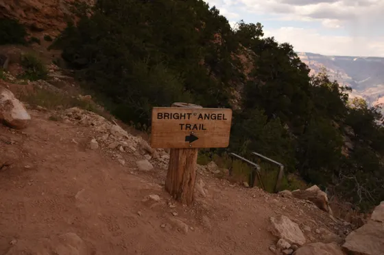 The Bright Angel Trail climbing toward the South Rim