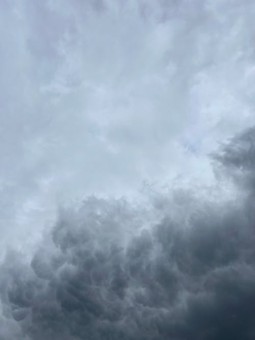 Free Clouds in Moody Sky Stock Photo