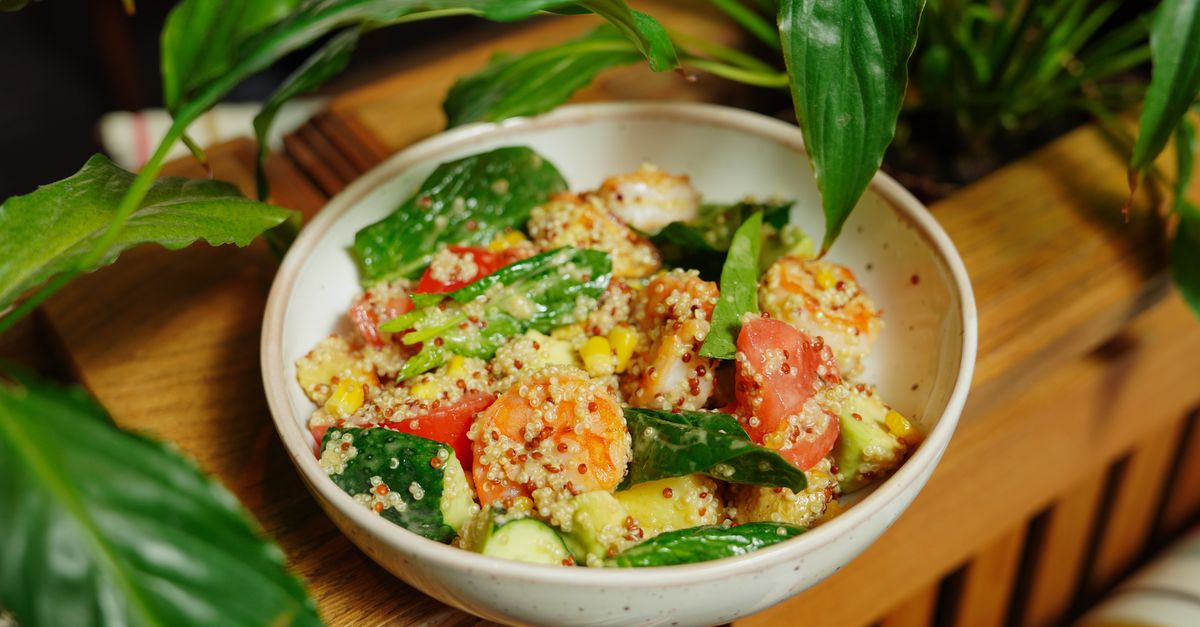 Ensalada de quinoa con mango y pepino (fresca) Ensalada de quinoa con mango y pepino (fresca)