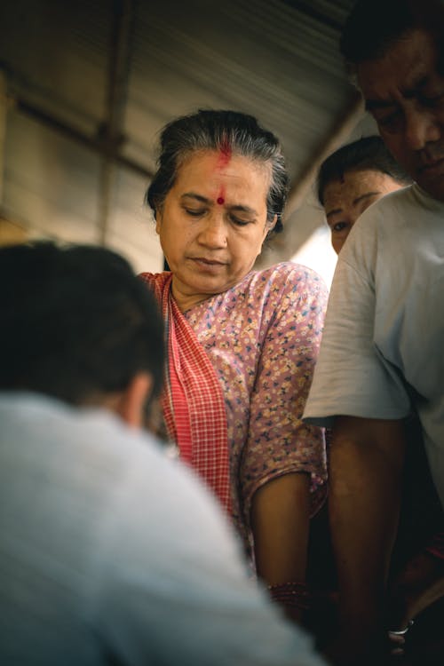 Photos gratuites de bindi, bondé, femme indienne