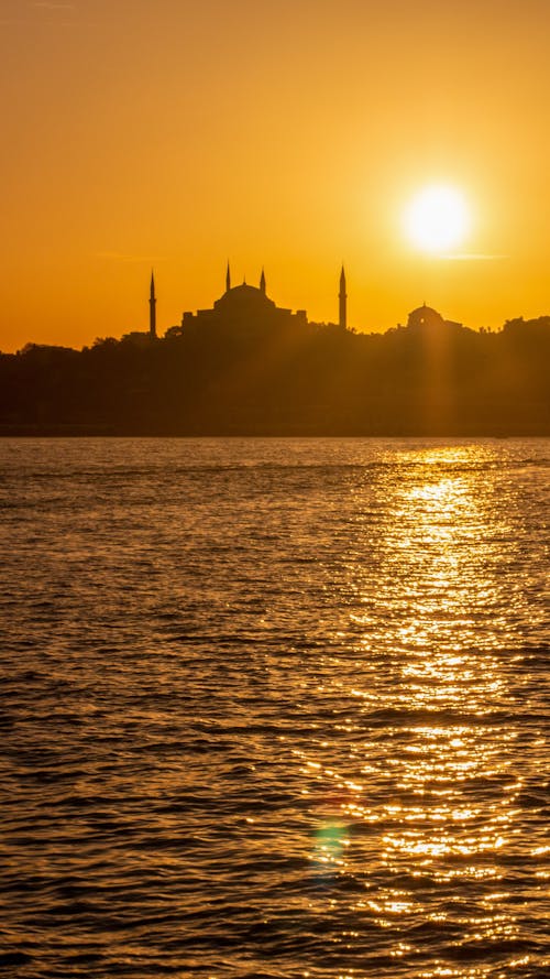 akşam, akşam karanlığı, boğaziçi boğazı içeren Ücretsiz stok fotoğraf