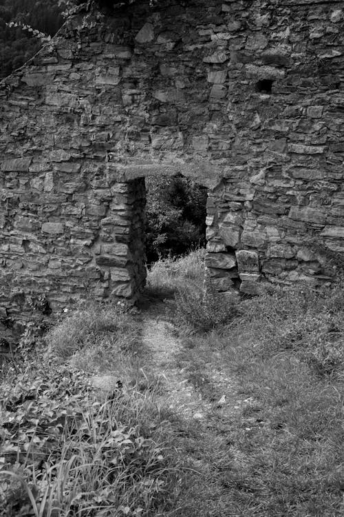 Fotos de stock gratuitas de abandonado, antiguo, blanco y negro