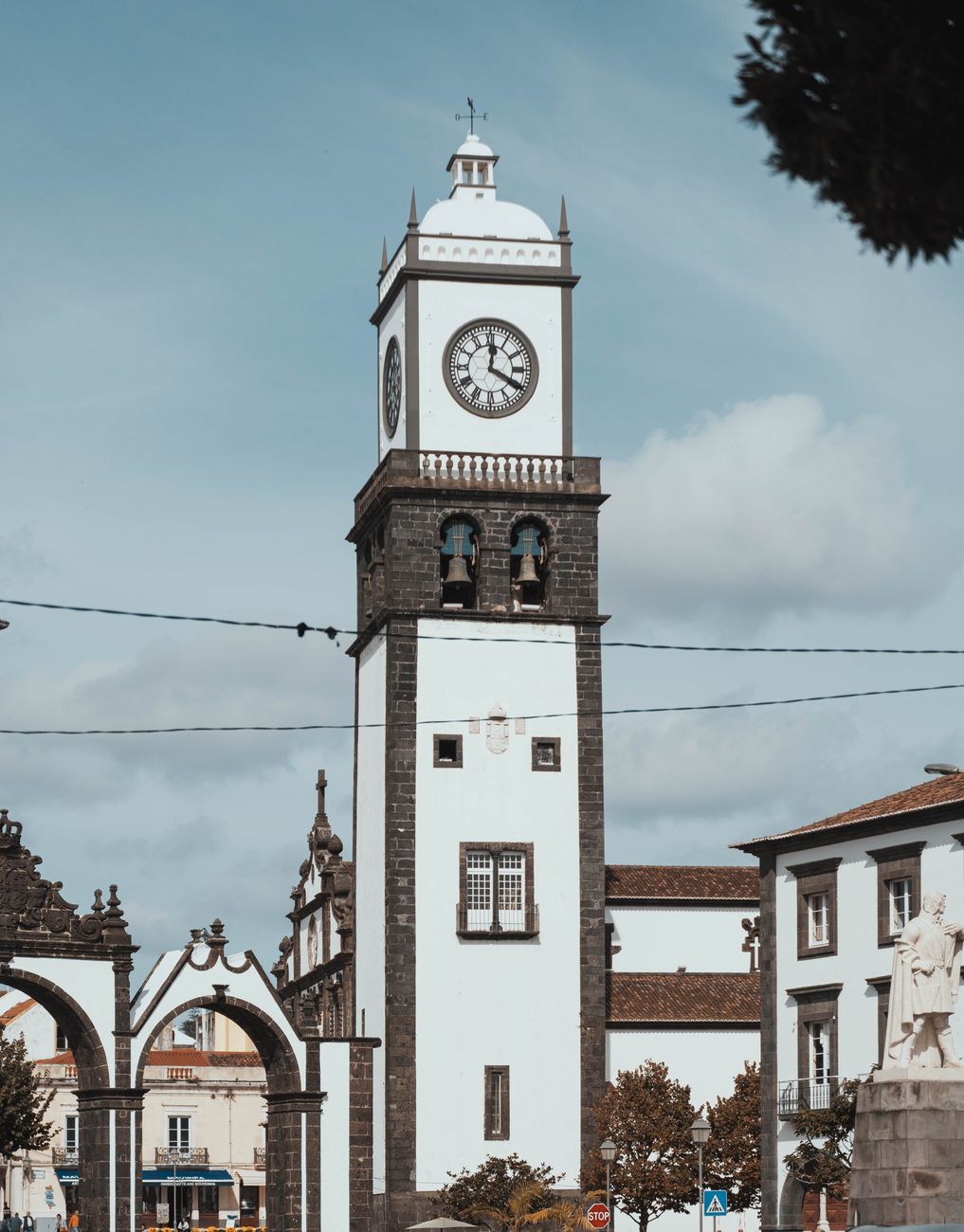 Diese algarvische Stadt war einst das „Zentrum der Welt" wegen ihrer Nähe zum Ozean und war im 15. Jahrhundert ein Sklavenmarkt