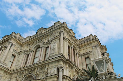 Ingyenes stockfotó alacsony szögű felvétel, barokk építészet, beylerbeyi palota témában