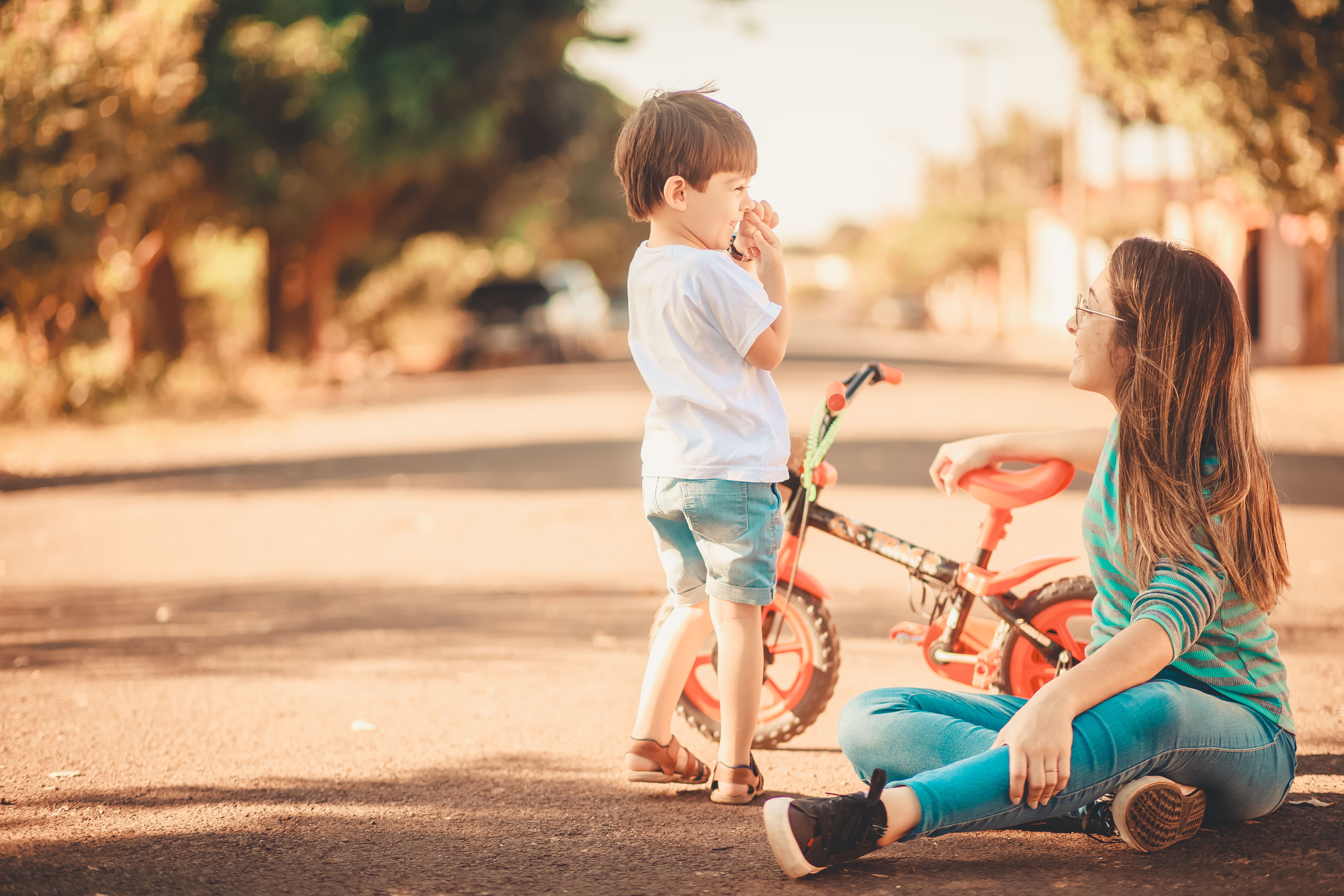parenting sub niches toddler activities — Photo by Breno Cardoso on Pexels