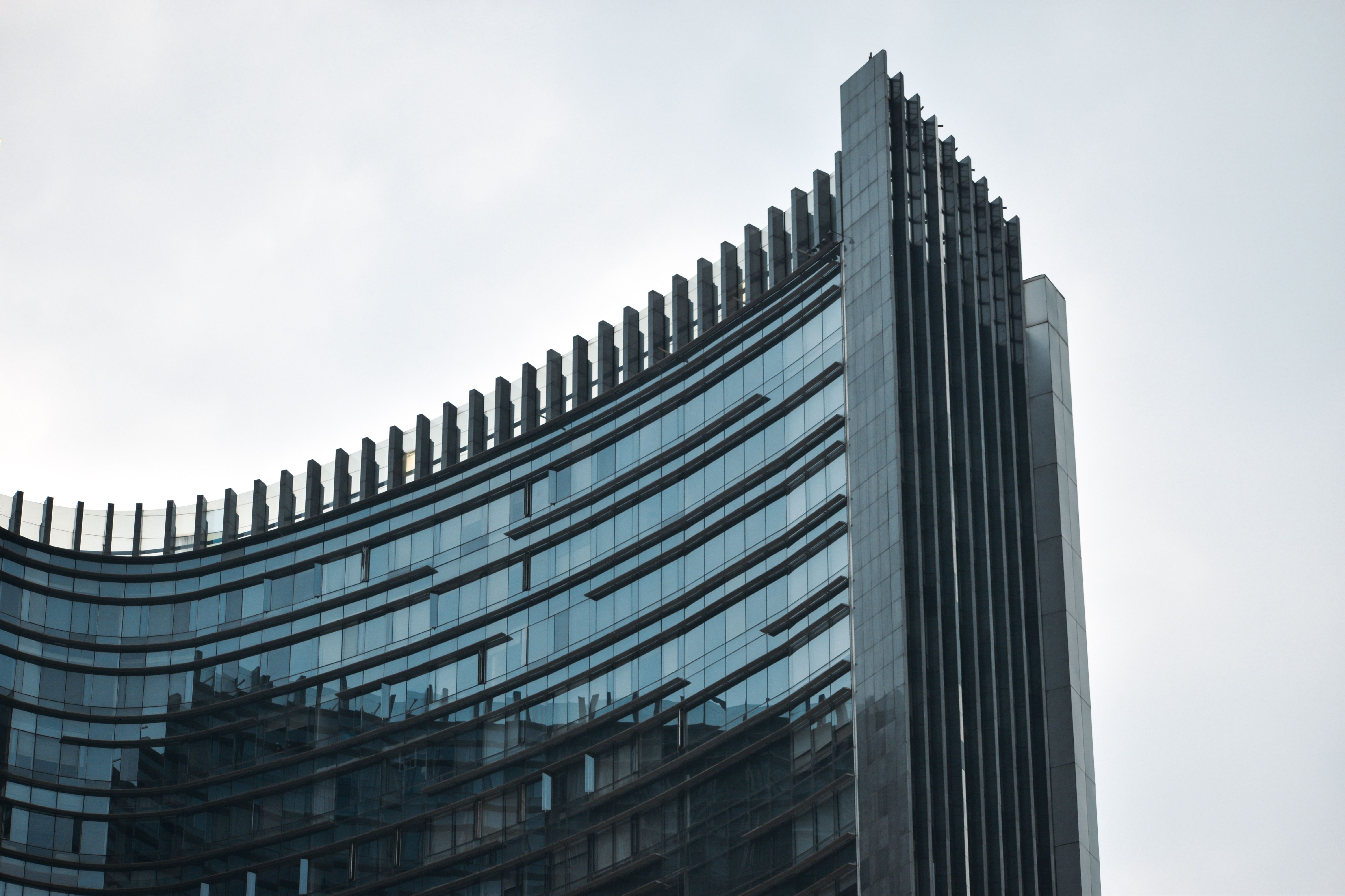 Gray Painted Building Scenery · Free Stock Photo