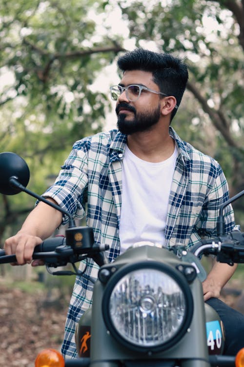 Foto d'estoc gratuïta de barba, camisa, fotografia de moda