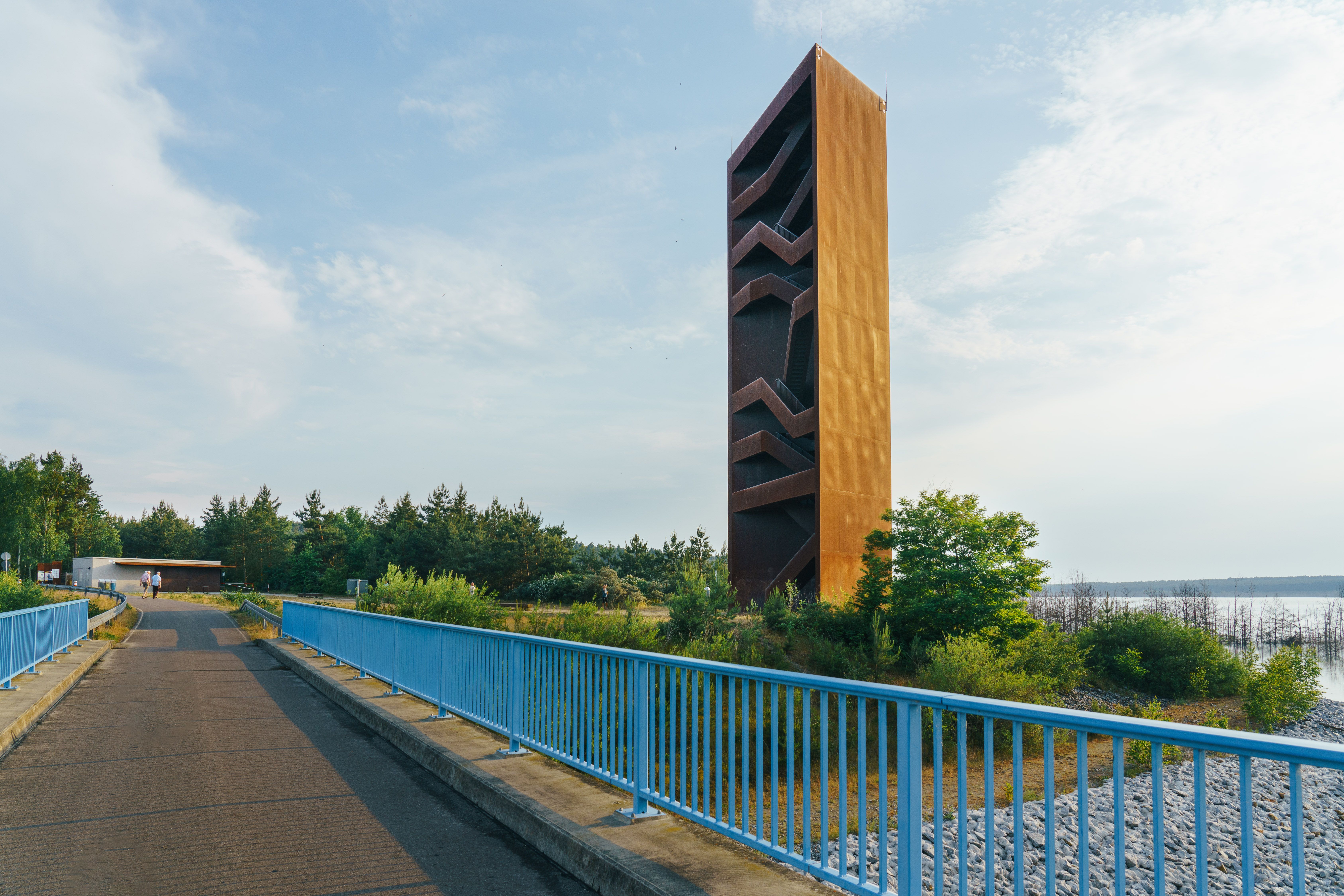 Explore the striking Rostiger Nagel landmark and scenic views in Senftenberg, Germany.