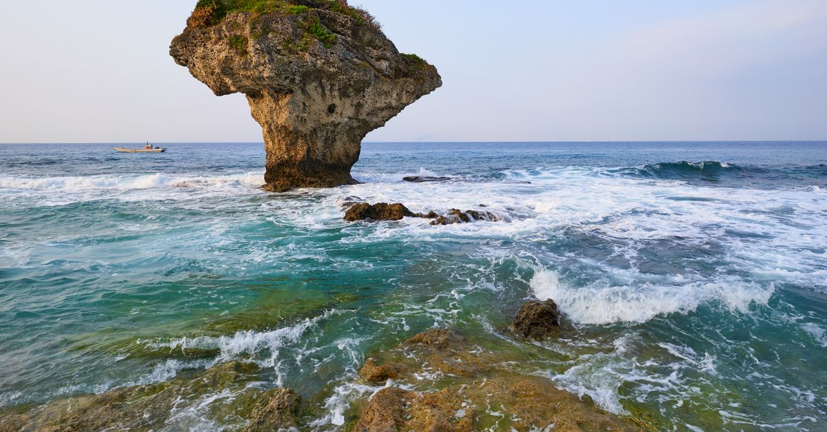 Nauru travel destination