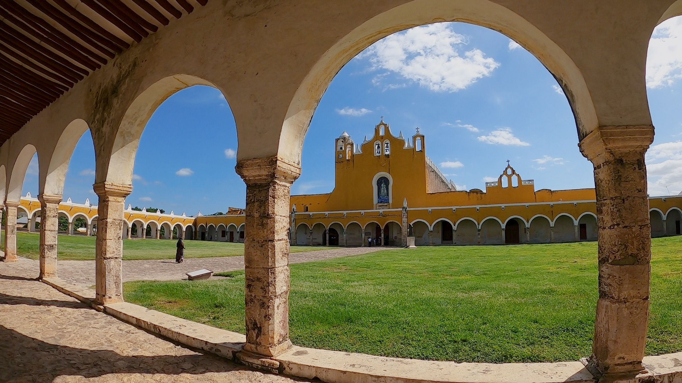 Izamal, Yucatán 29 Photos & Videos Collected by 23Audiovisual