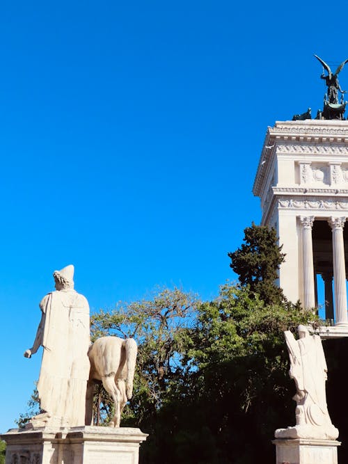 Foto profissional grátis de colunas, conhecimento, estátua