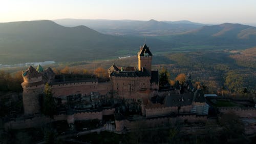 Gratis stockfoto met architectuur, berg, Château du Haut-Koenigsbourg