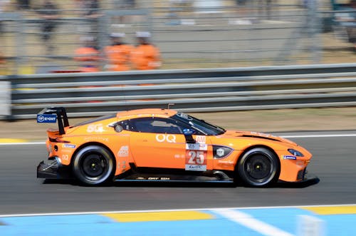 Fotobanka s bezplatnými fotkami na tému 24 hodín le mans, aston martin, aston martin vantage