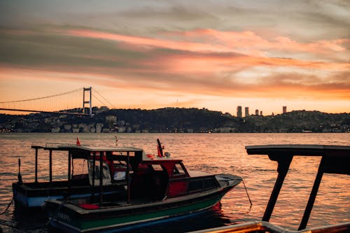 Kostenloses Stock Foto zu abend, boot, boote