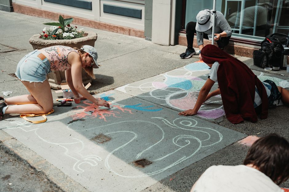 Chalking the Surface for Paint