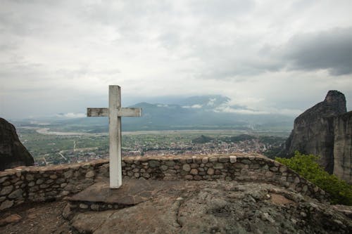 Fotos de stock gratuitas de católico, colina, cruz