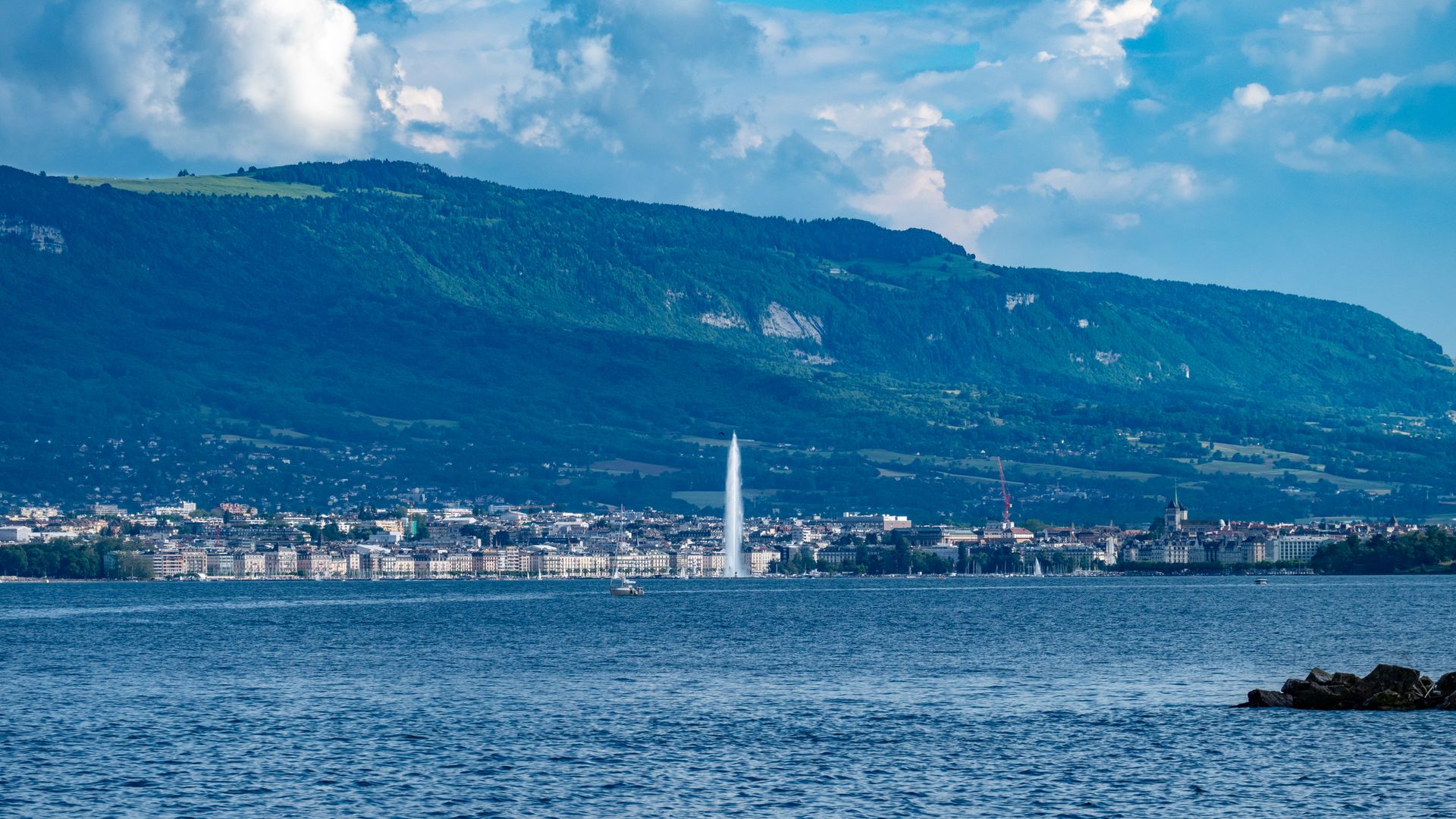 Geneva skyline