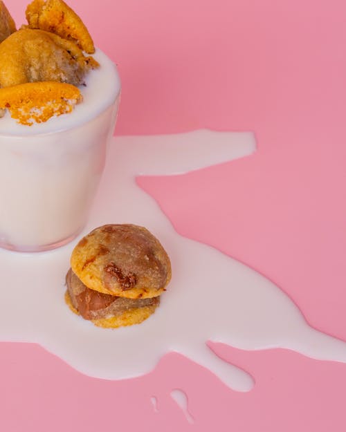 Milk in and out of Glass with Cookies