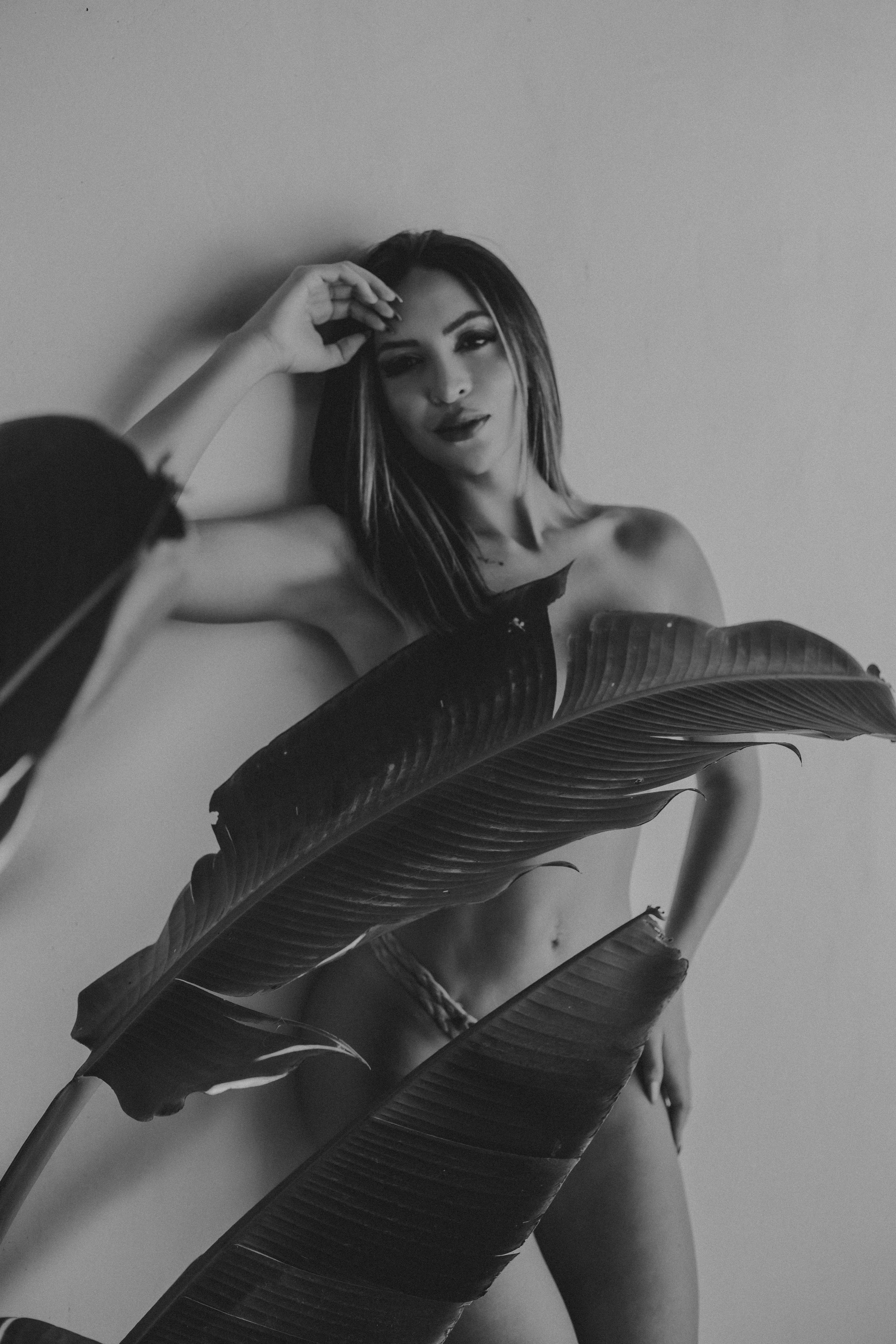 Half Naked Woman Photos, Download The