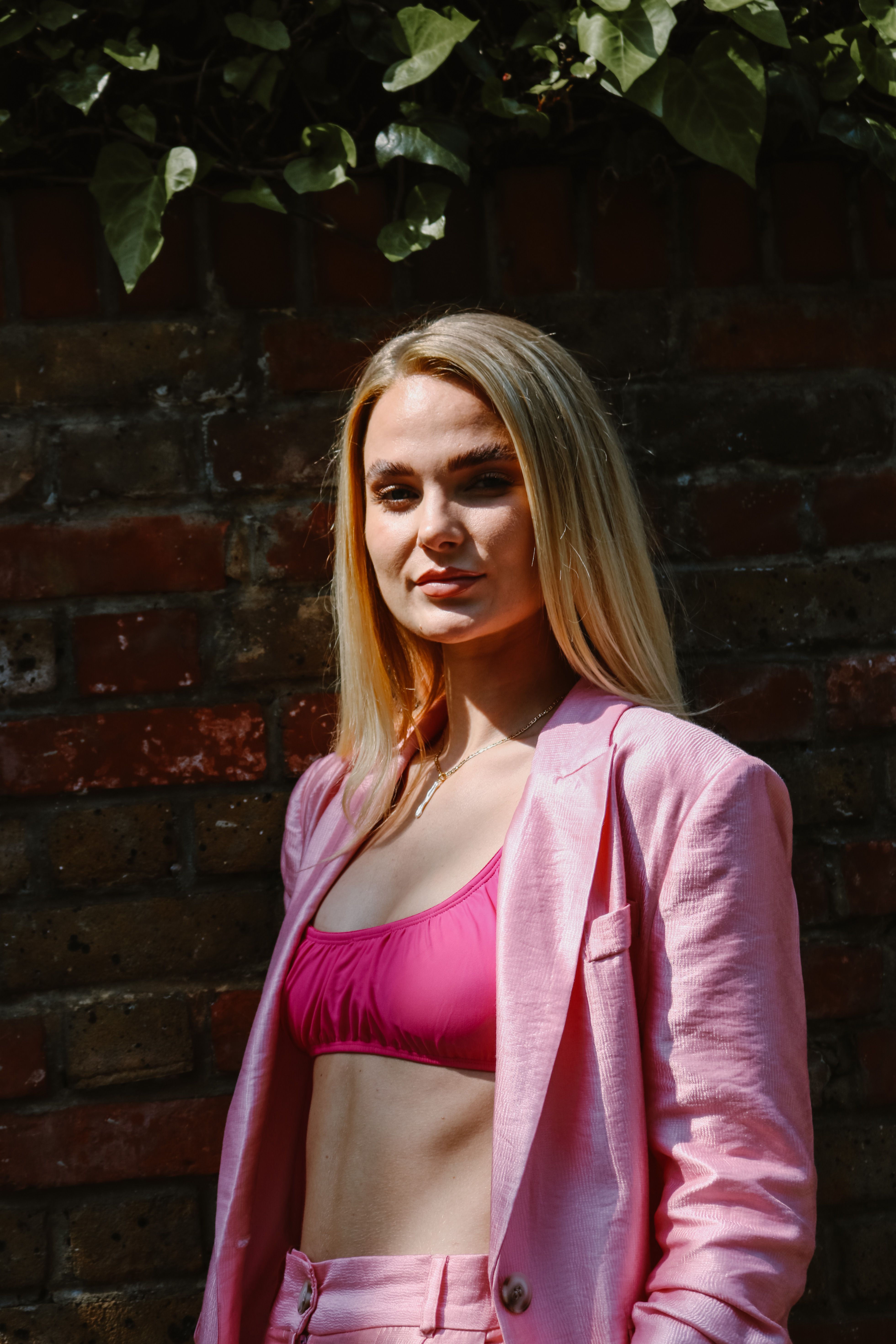 blonde-woman-posing-free-stock-photo