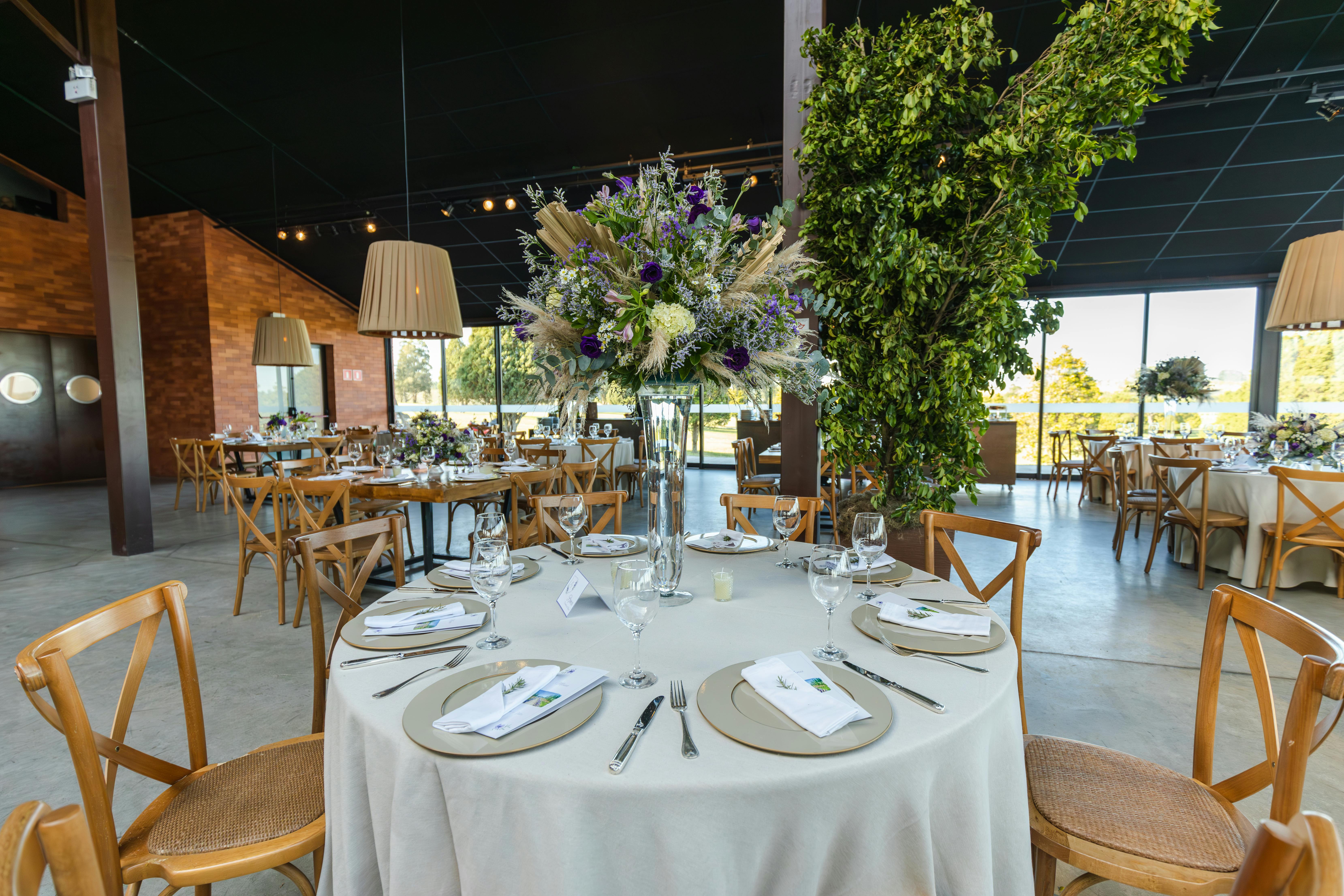 The Best Wedding &amp; Event Venues in the Capital Region, According to Locals — Photo by Matheus Bertelli on Pexels