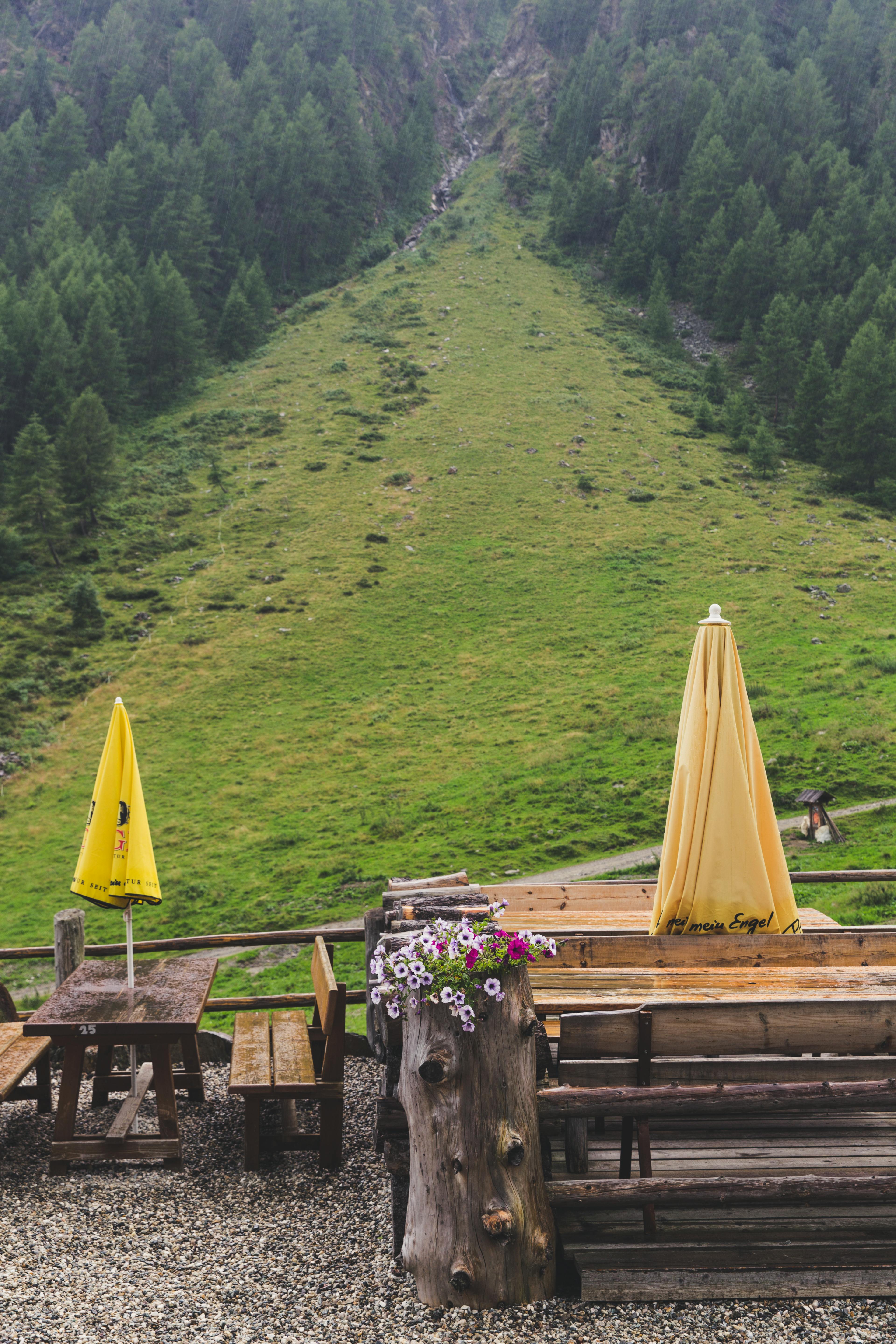 基耶斯位于意大利特伦蒂诺-阿尔托阿迪杰地区，这里的绿化和休息区风景优美