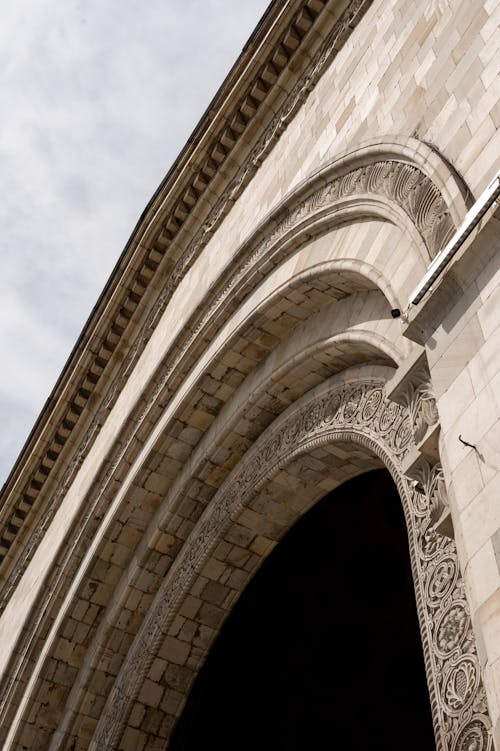 Fotobanka s bezplatnými fotkami na tému budova, mestský, monumentálne