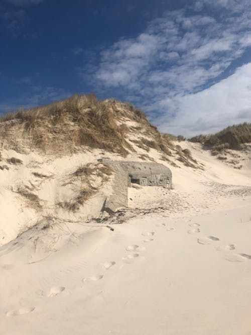 Foto stok gratis bukit pasir, bunker beton, gurun