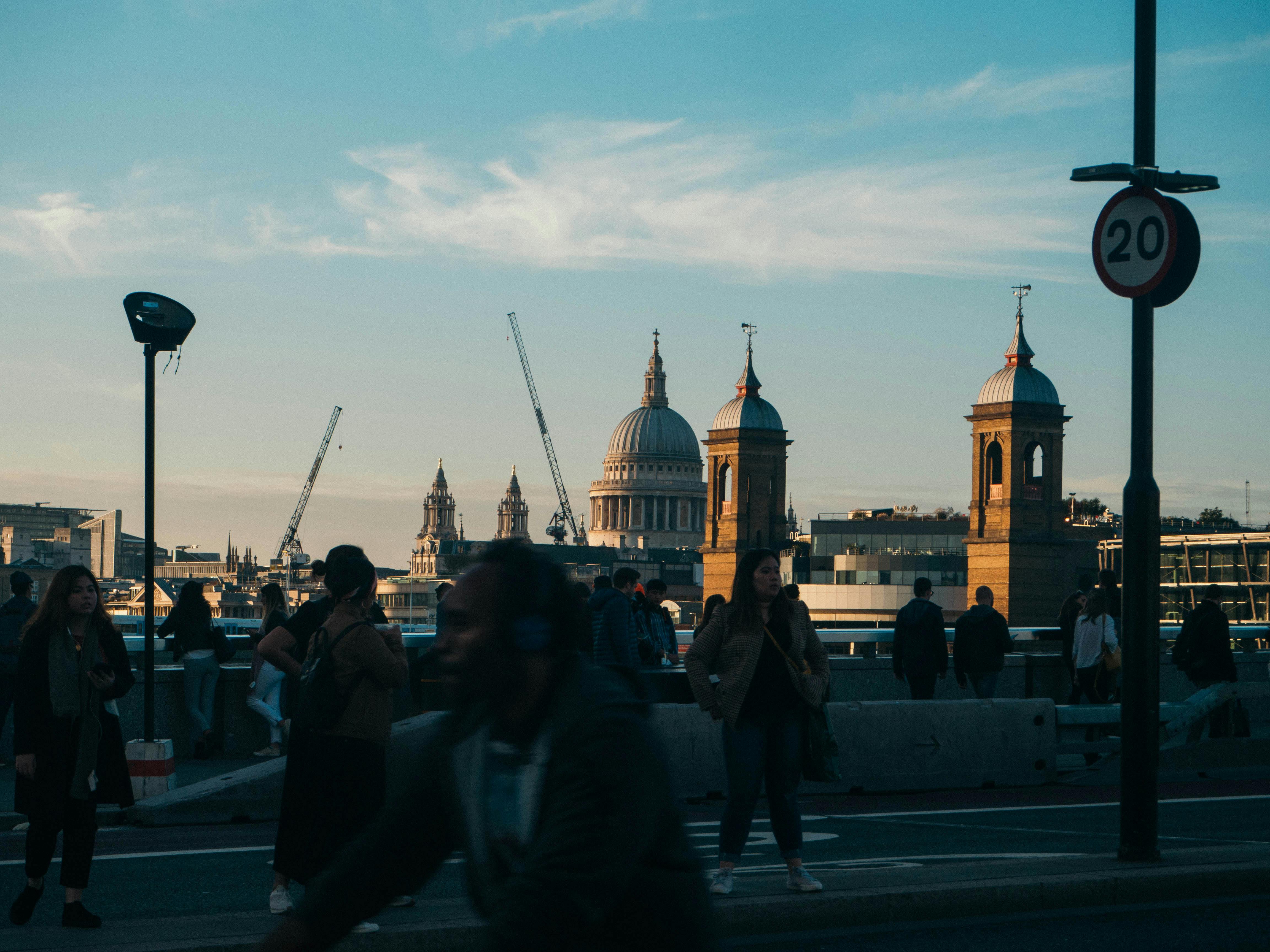 Românii invitați să o viziteze timp de trei zile