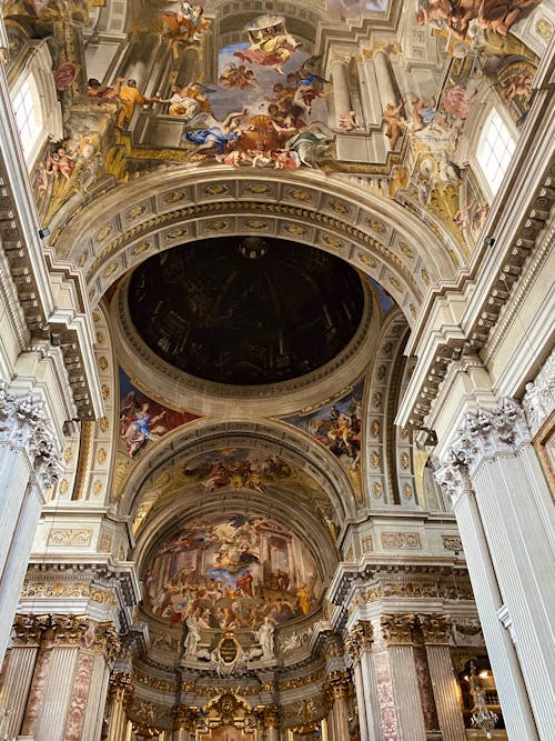 Foto profissional grátis de basílica, catolicismo, detalhes arquitetônicos