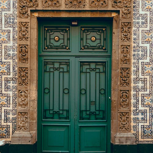 녹색 문, 동양, 사원의 무료 스톡 사진