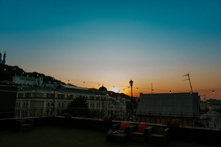 rooftop lounge with fire pit and city views - Apartments with resort amenities rooftop lounge with fire pit and city views - Apartments with resort amenities