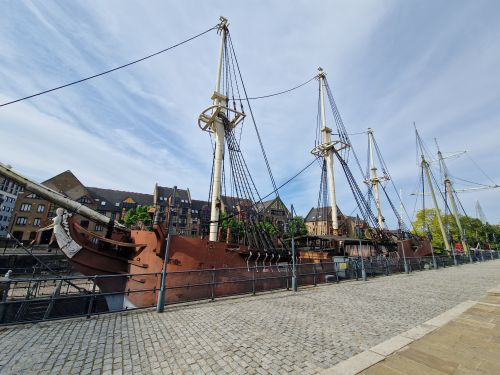 Free Old ships on a sunny day Stock Photo