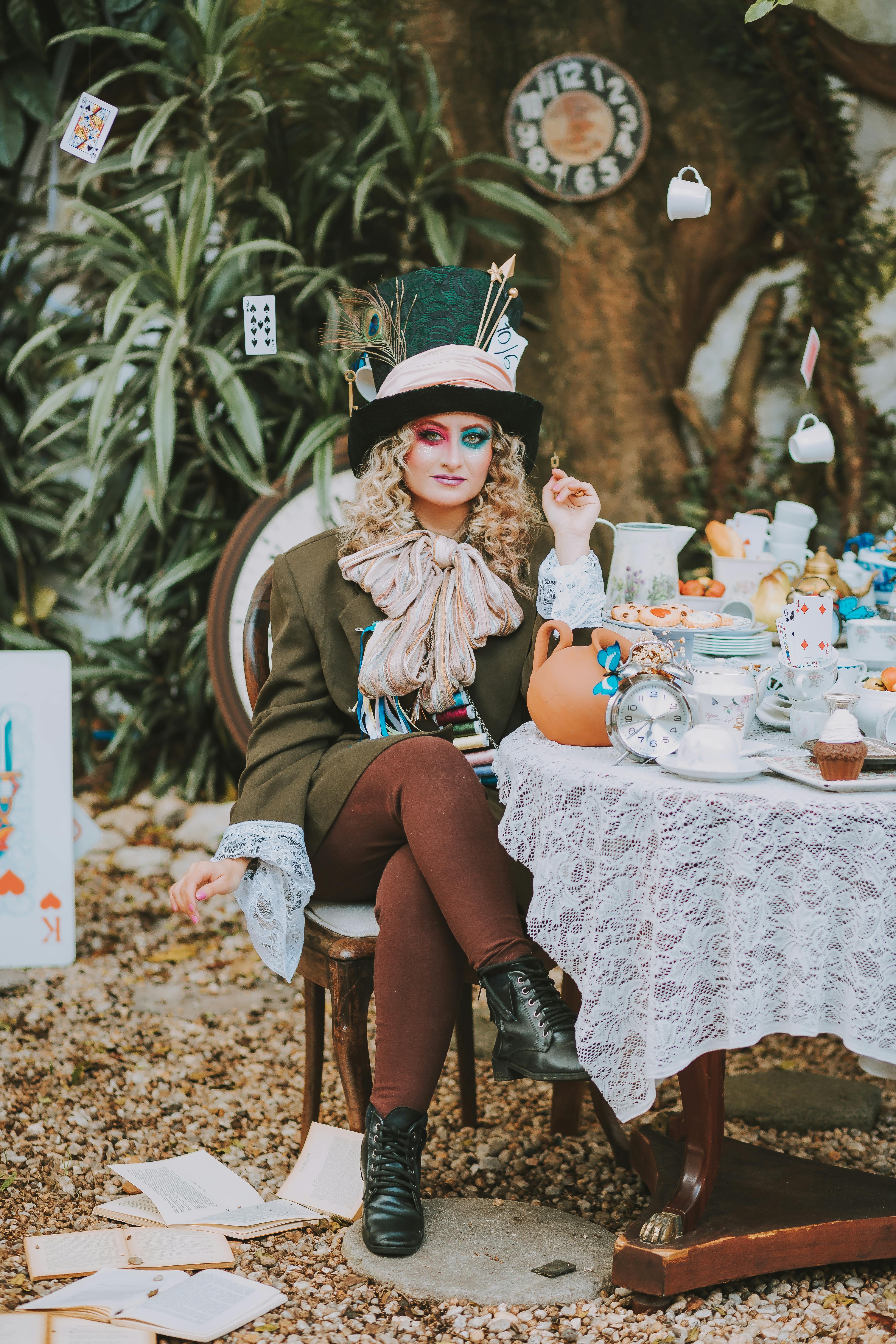 8,667 Alice In Wonderland Stock Photos, High-Res Pictures, and