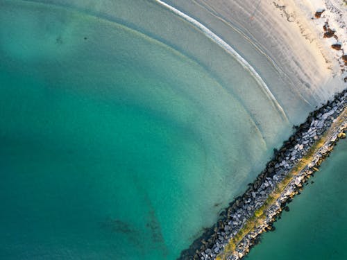 deniz, deniz kenarı, drone çekimi içeren Ücretsiz stok fotoğraf