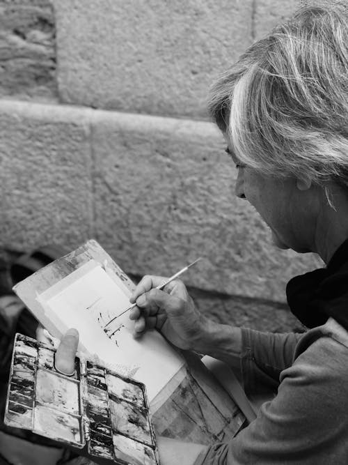 Foto d'estoc gratuïta de artista, blanc i negre, home