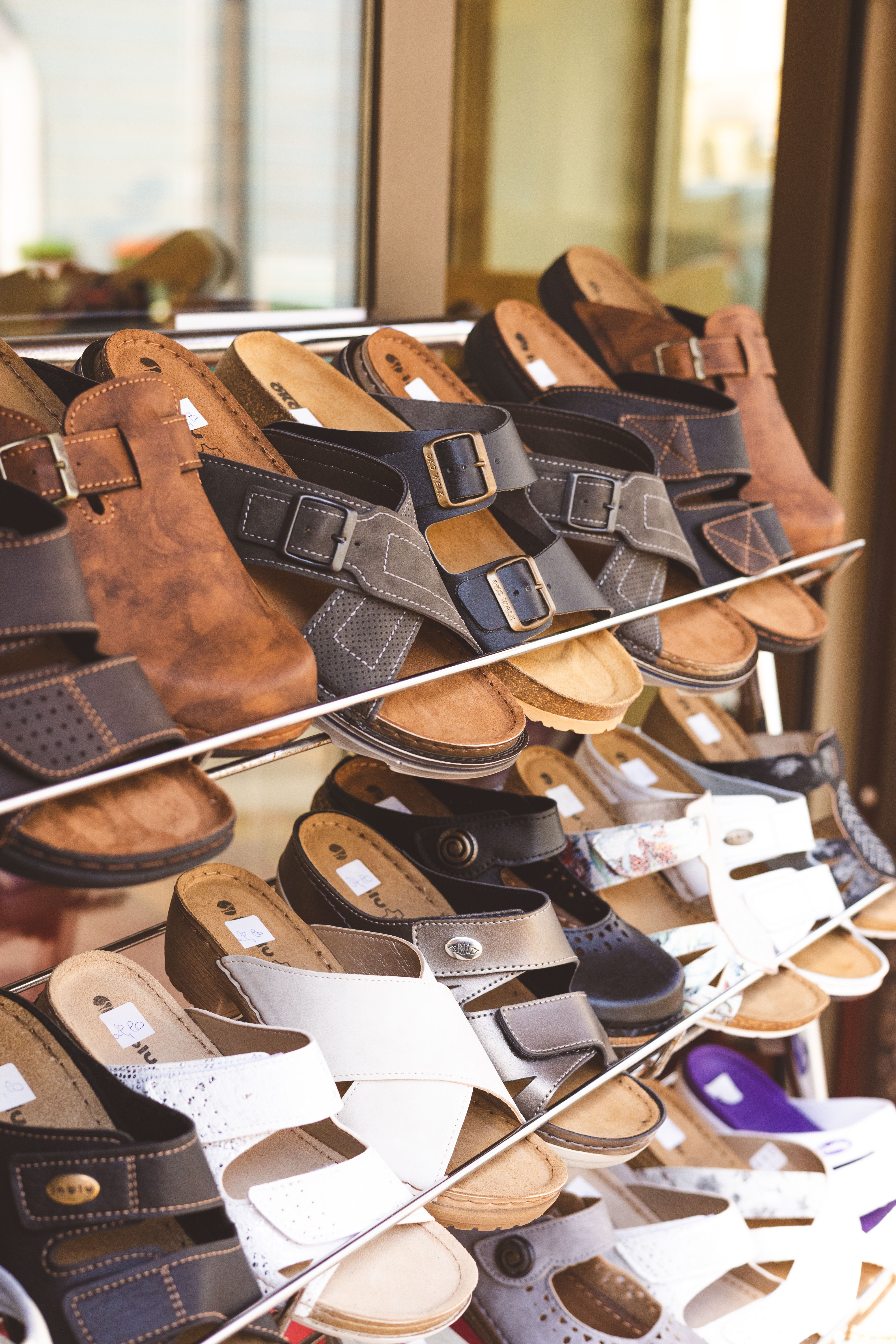 Women's wholesale sandals on shelves