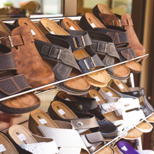 Women's trending flats and sandals