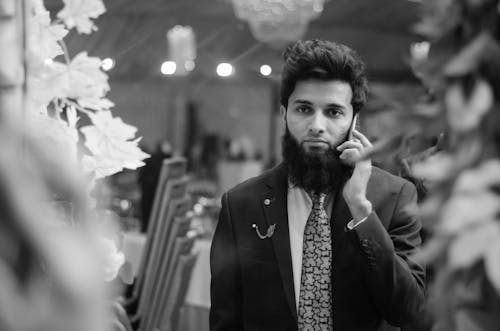 Free stock photo of beard guy, black and white, gentleman