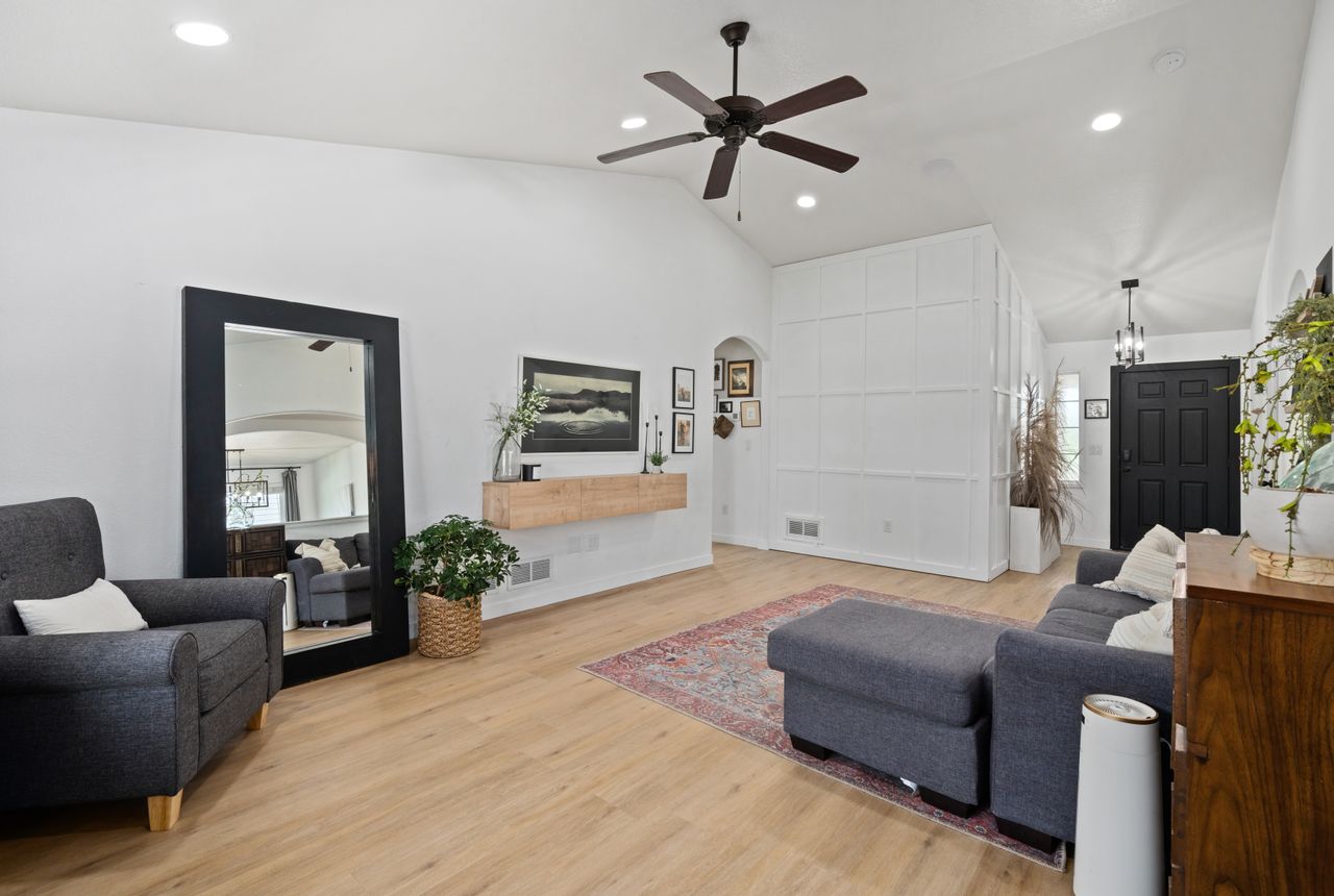Flat & apartment removals Grantham — removals work in progress