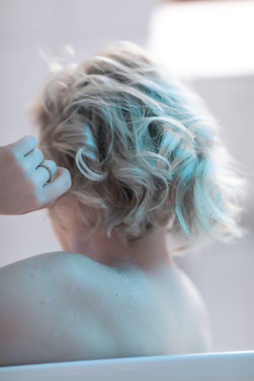 Безкоштовне стокове фото на тему «bath, beauty, blond»