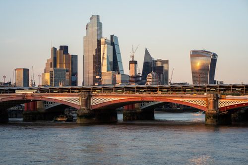 Free Captivating view of London's skyline featuring iconic skyscrapers and the River Thames. Stock Photo