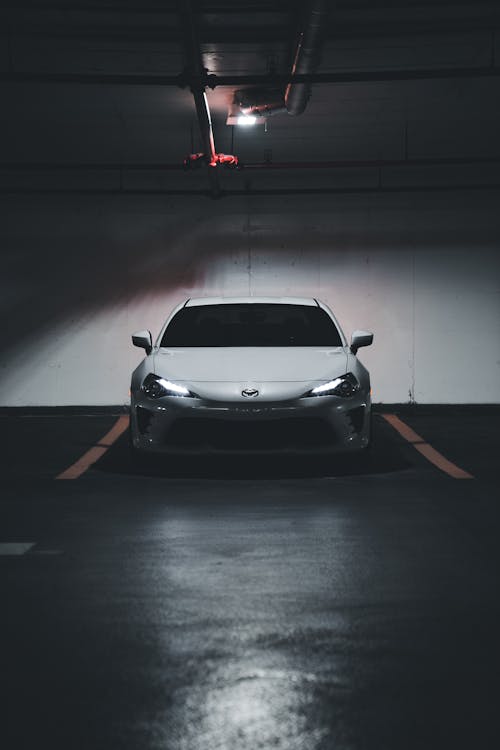 White Toyota GT86 in an Underground Garage · Free Stock Photo