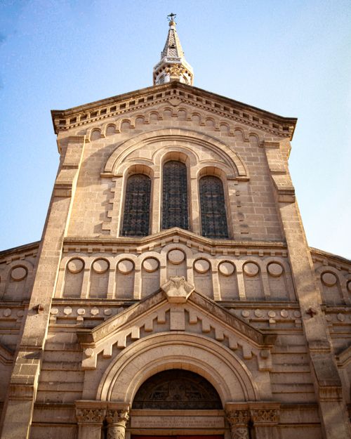 Free Low angle view of a historic cathedral facade in Ciudad de México with clear blue sky. Stock Photo