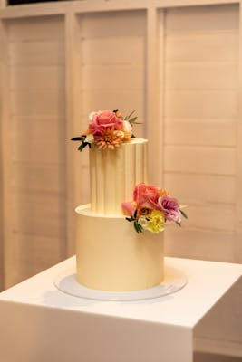 Two-tier wedding cake