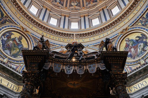 Бесплатное стоковое фото с базилика святого петра, балдахин святого петра, ватикан