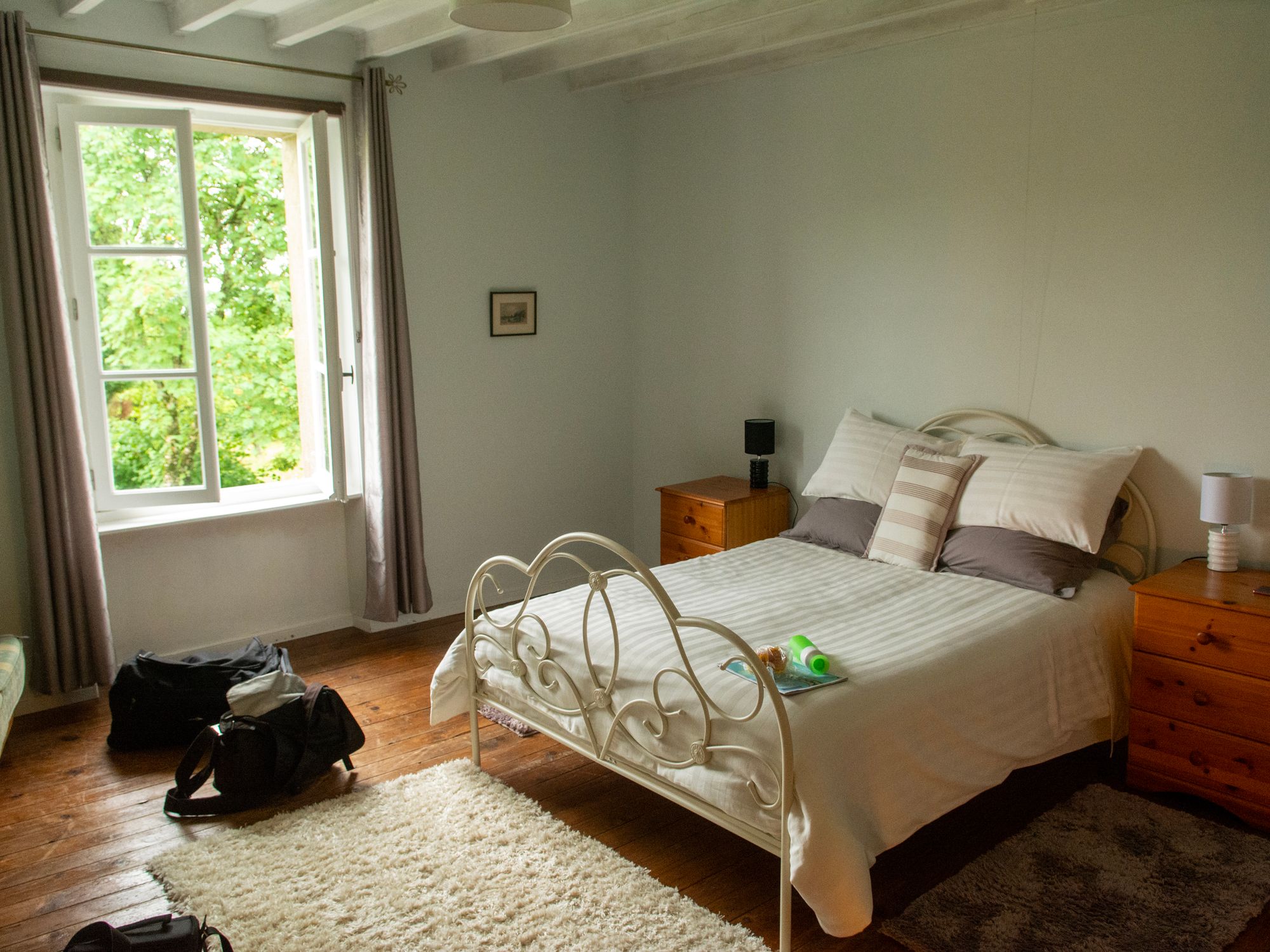 House Removals in Cudham, South East London — professional movers carrying furniture on a house move