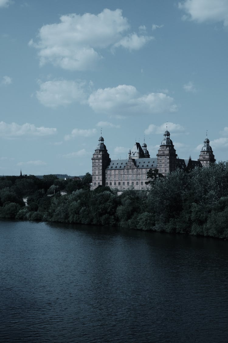 Schloss Johannisburg Over The River Main, Aschaffenburg, Germany