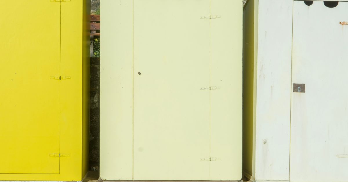 Modular Changing Booths Changing Booths at Beach · Free Stock Photo